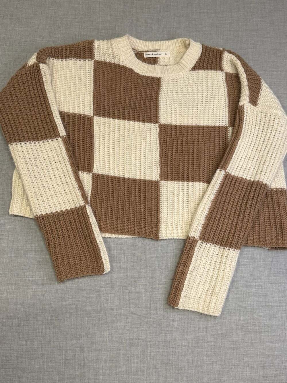 Moon & Madison Brown and Cream Checkered Knit Sweater, Size S